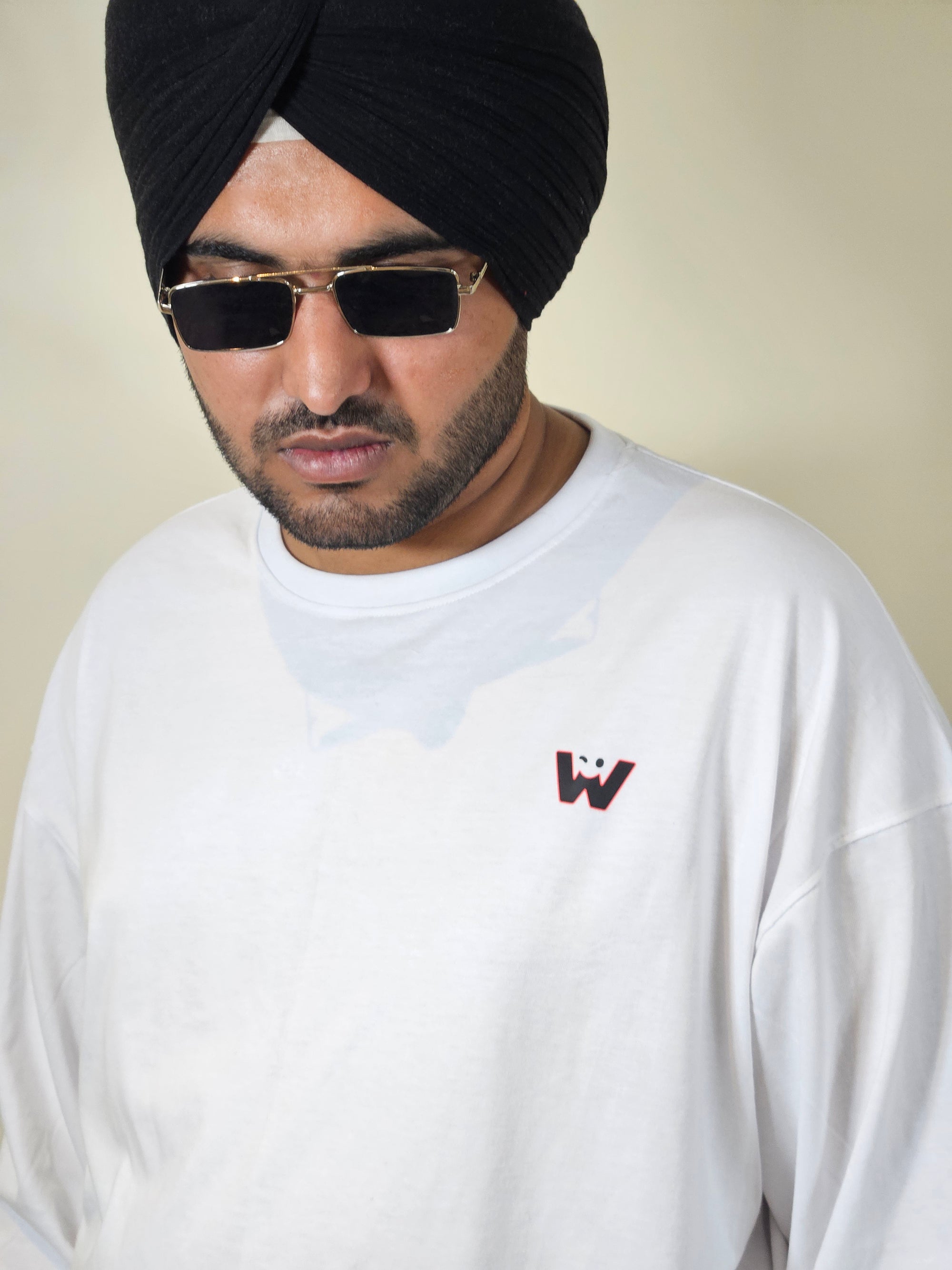 WONDER ORIGNALS : WHITE FULL SLEEVE PLAIN TSHIRT OVERSIZED TSHIRT 100%  COTTON